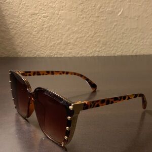Louis Vuitton Tortoise Shell Sunglasses